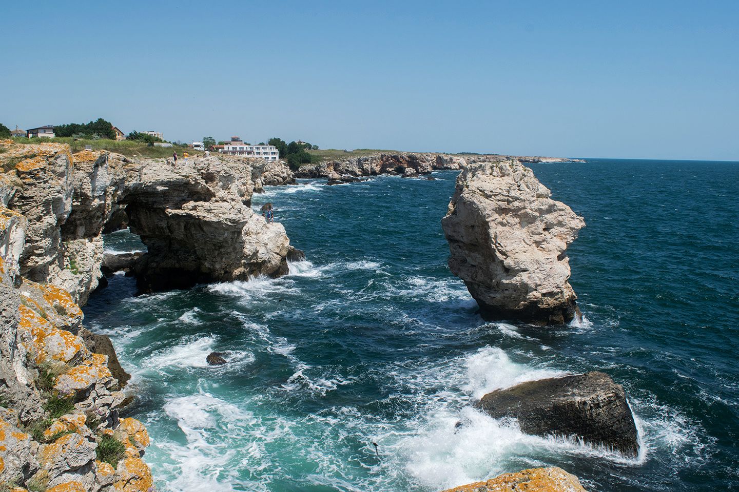 Срещи с гледки по северния бряг