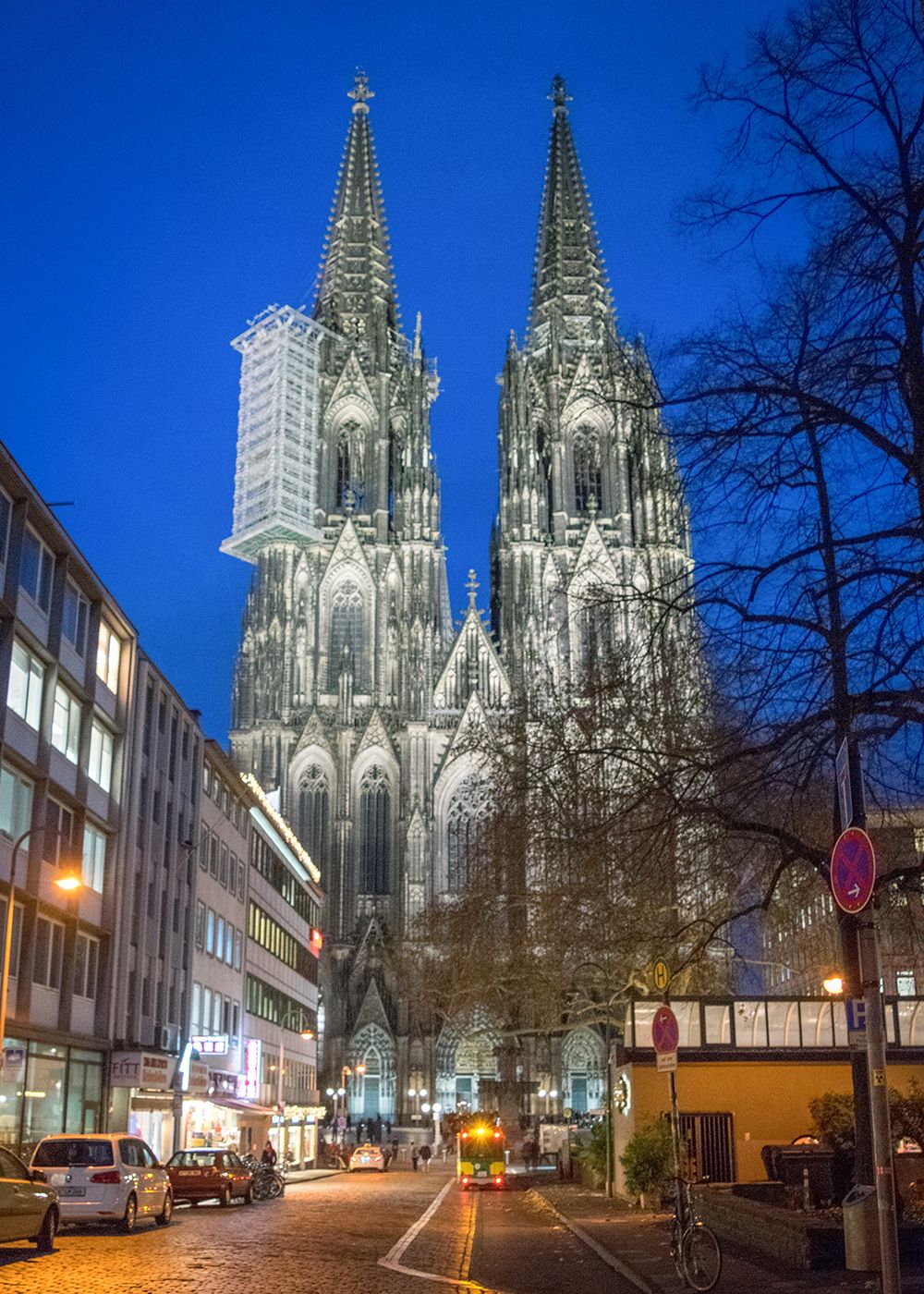 Предколедно настроение в Кьолн