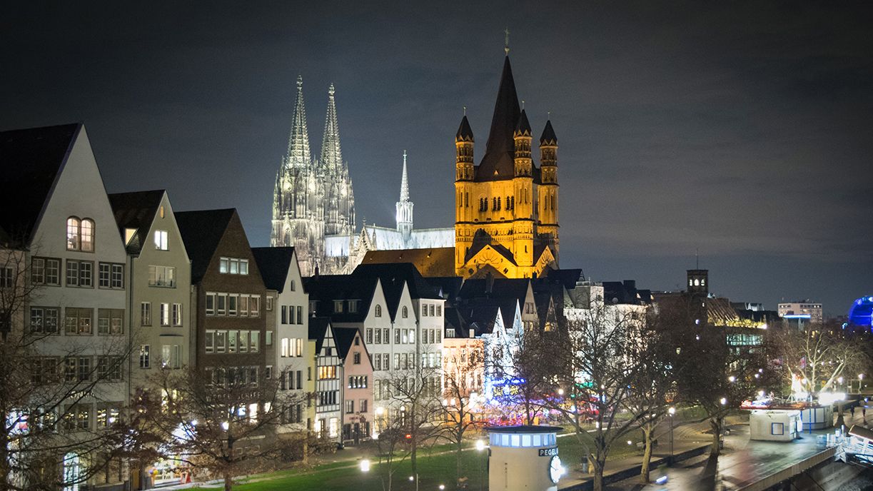 Предколедно настроение в Кьолн